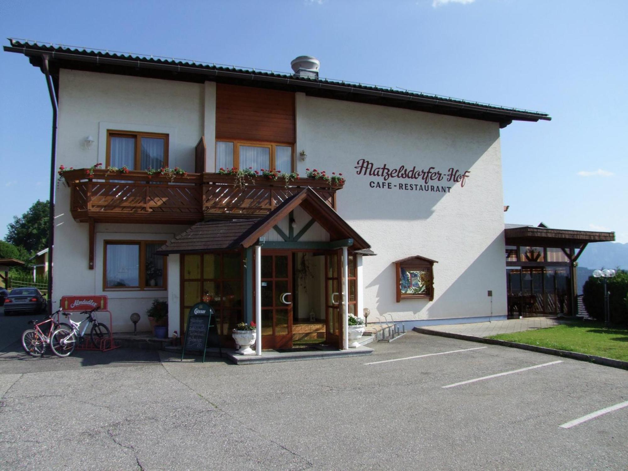 Hotel-Cafe-Restaurant Matzelsdorfer Hof Millstatt Buitenkant foto